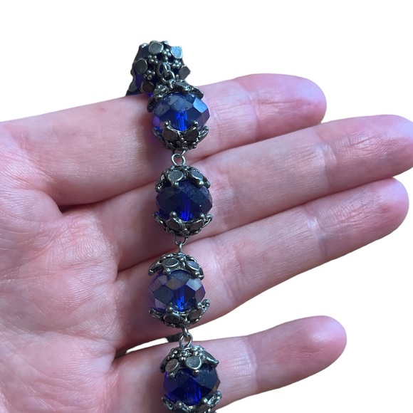 ✨ 3/$15 ✨ Blue Beaded Bracelet - Picture 2 of 2